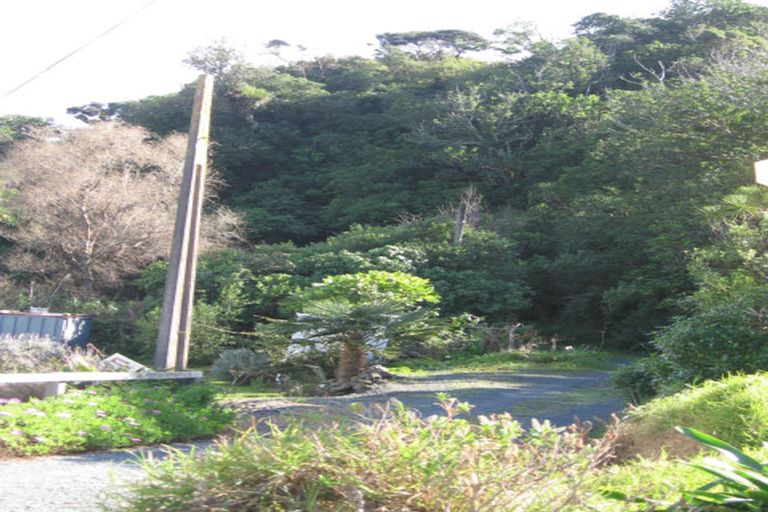 Photo of property in 132 Reotahi Road, Whangarei Heads, 0174