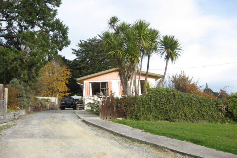 Photo of property in 30 Colonsay Street, Lawrence, 9532