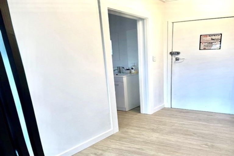 Photo of property in 3 Burnby Place, Te Anau, 9679