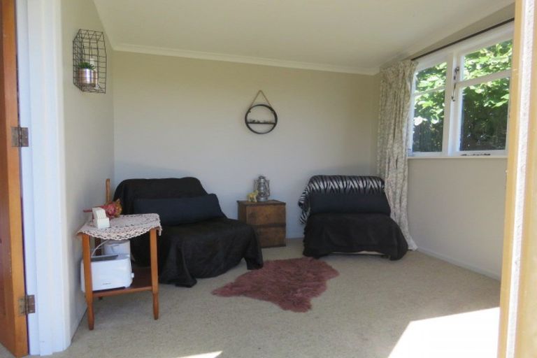 Photo of property in 37 Burnett Street, Kakanui, Oamaru, 9495