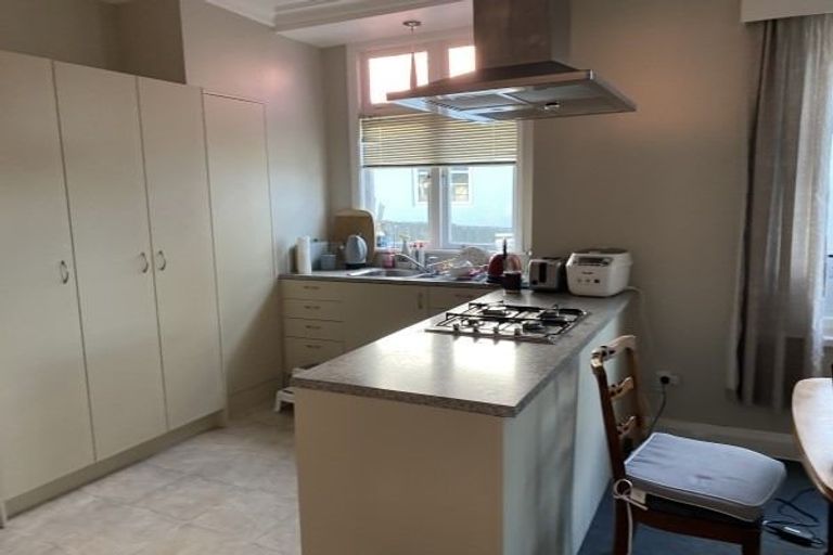 Photo of property in 54 Burns Avenue, Takaro, Palmerston North, 4412