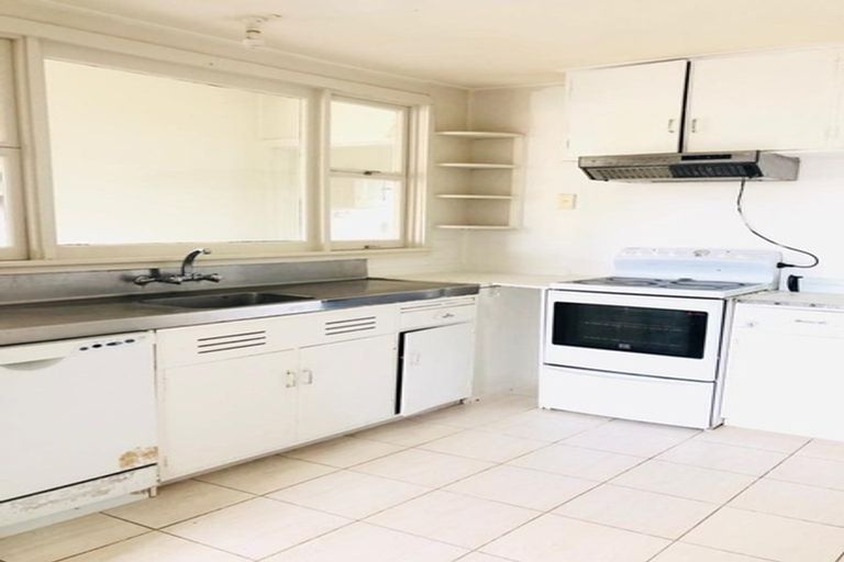 Photo of property in 18 Lupton Road, Manurewa, Auckland, 2102