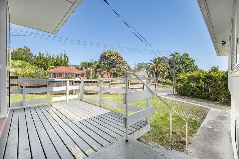Photo of property in 36 Whitmore Road, Mount Roskill, Auckland, 1041