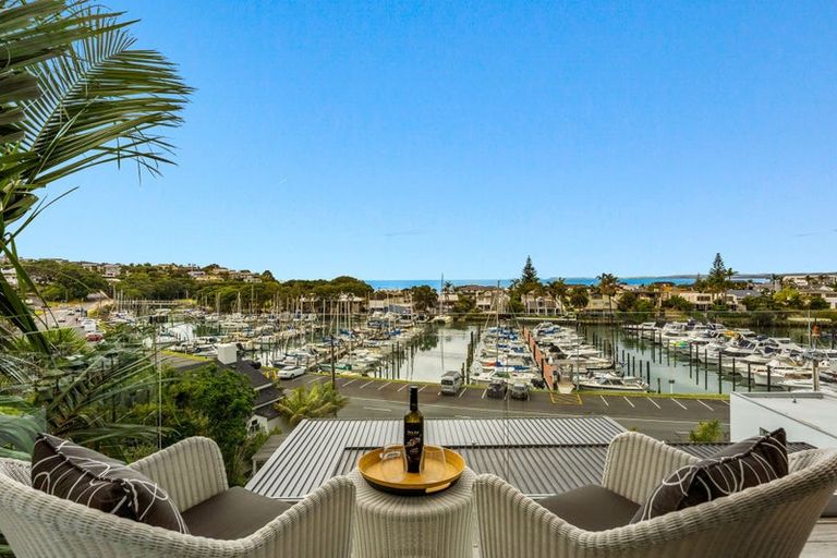 Photo of property in 1/29 Prospect Terrace, Milford, Auckland, 0620