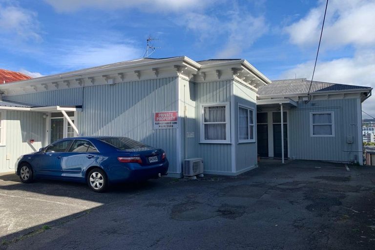 Photo of property in 1/24 Austin Street, Mount Victoria, Wellington, 6011