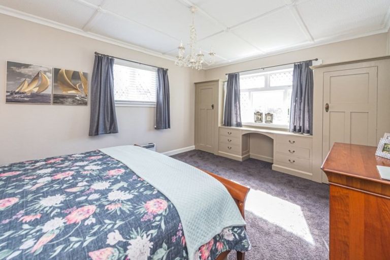 Photo of property in 33 Grey Street, College Estate, Whanganui, 4500