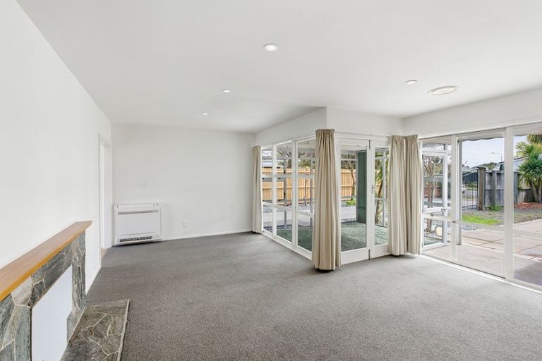 Photo of property in 28 Erica Street, Papanui, Christchurch, 8053