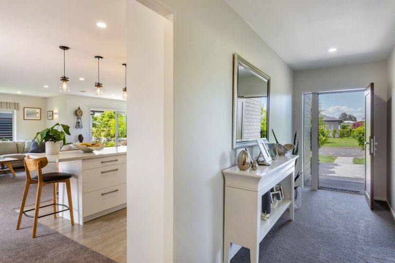 Photo of property in 8 Maison Way, Rangatira Park, Taupo, 3330