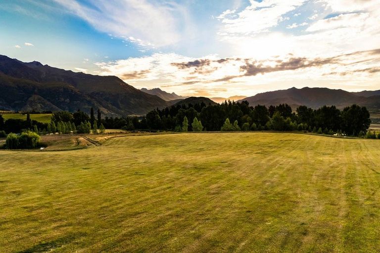 Photo of property in 317 Crown Range Road, Arrow Junction, Queenstown, 9371