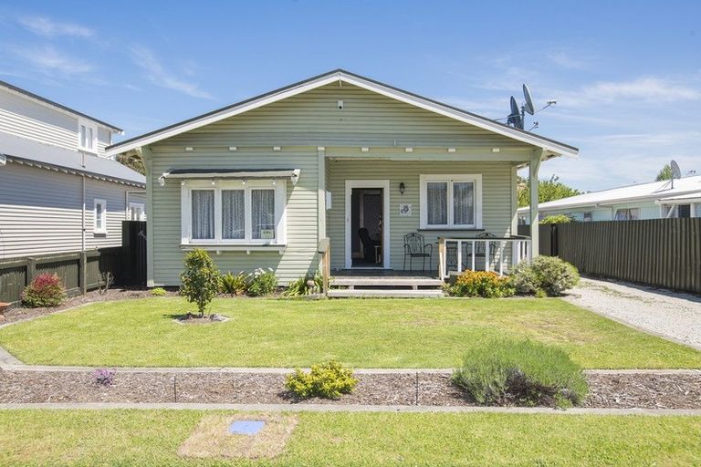 Photo of property in 142 Ormond Road, Whataupoko, Gisborne, 4010
