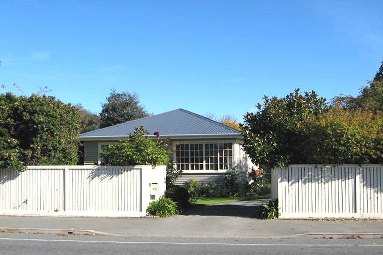 Photo of property in 73a Idris Road, Fendalton, Christchurch, 8052