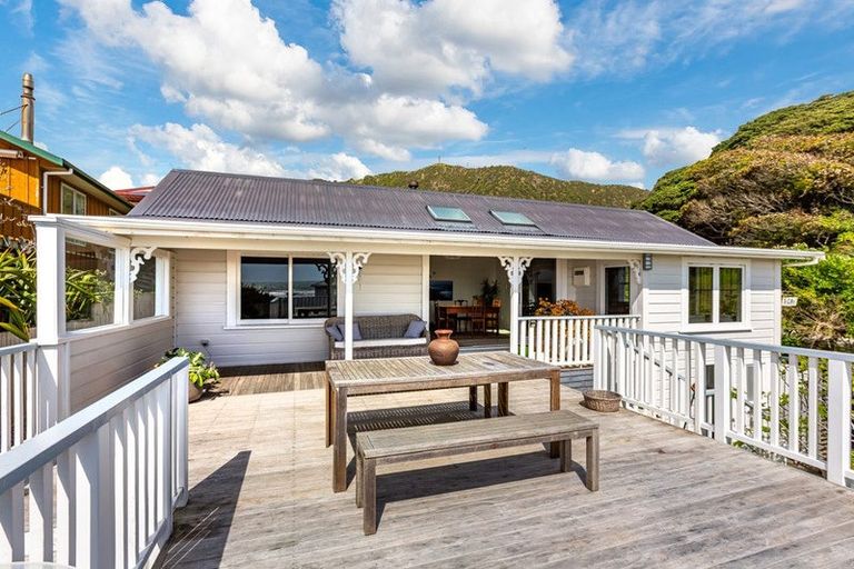Photo of property in 3 Sand Track, Paekakariki, 5034