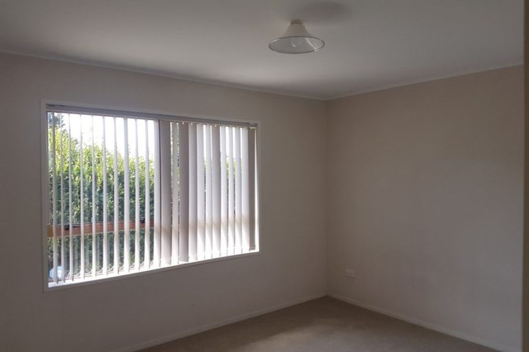 Photo of property in 1/58 Great South Road, Papakura, 2110