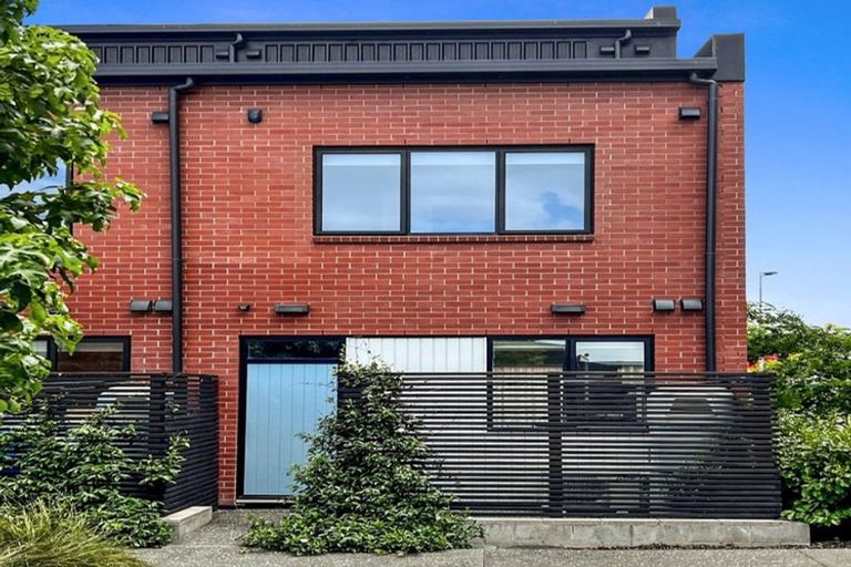 Photo of property in 91c Hobsonville Point Road, Hobsonville, Auckland, 0616