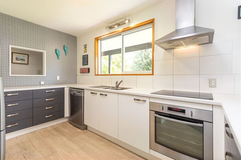 Photo of property in 11 Cascade Place, Sumner, Christchurch, 8081