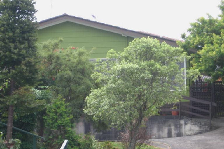 Photo of property in 2/31 Edgeworth Road, Glenfield, Auckland, 0629