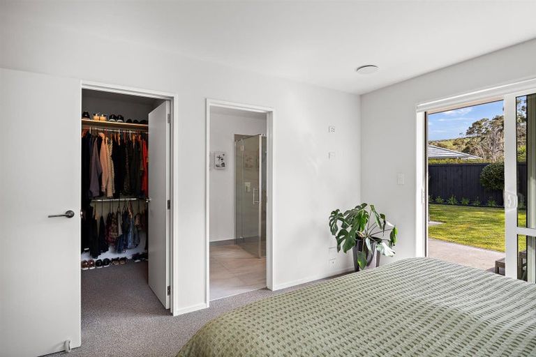 Photo of property in 25 Crabb Fields Lane, Riverhead, 0820