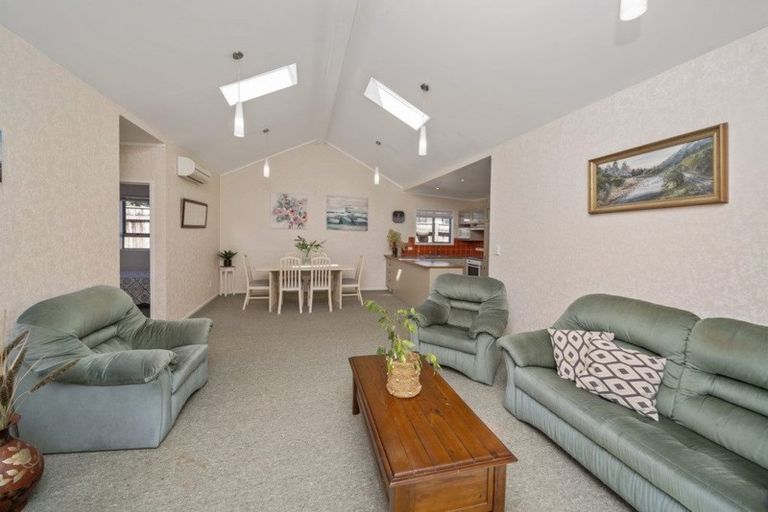 Photo of property in 1/3 Tainui Street, Welbourn, New Plymouth, 4312