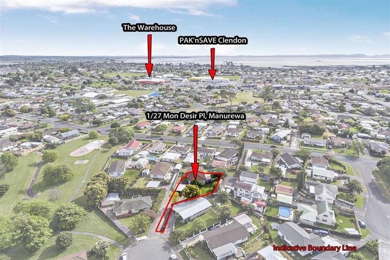 Photo of property in 1/27 Mon Desir Place, Manurewa, Auckland, 2102