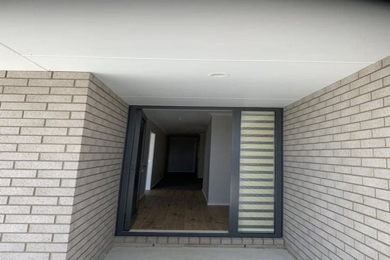 Photo of property in 24 Peacock Place, Pokeno, 2402