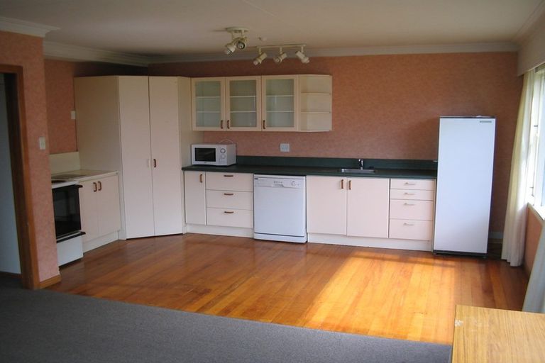 Photo of property in 1/128 London Street, Dunedin Central, Dunedin, 9016