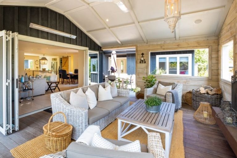 Photo of property in 193a Tauroa Road, Havelock North, 4130