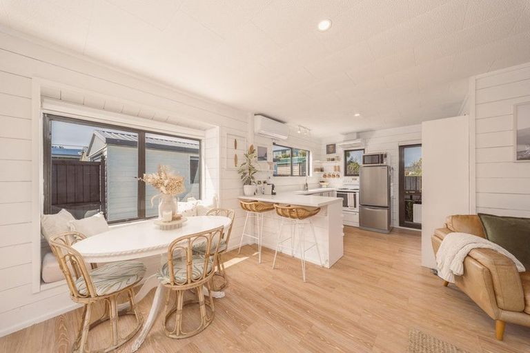Photo of property in 1/142 Pine Avenue, South New Brighton, Christchurch, 8062