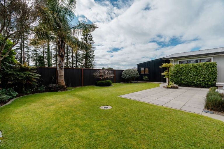 Photo of property in 22 Matipo Place, Edgecumbe, 3120