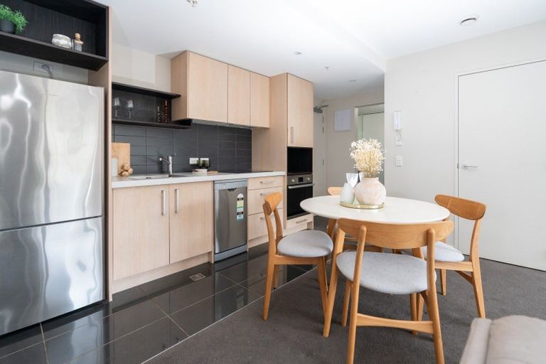Photo of property in Nouvo Apartments, 4/21i Rugby Street, Mount Cook, Wellington, 6021