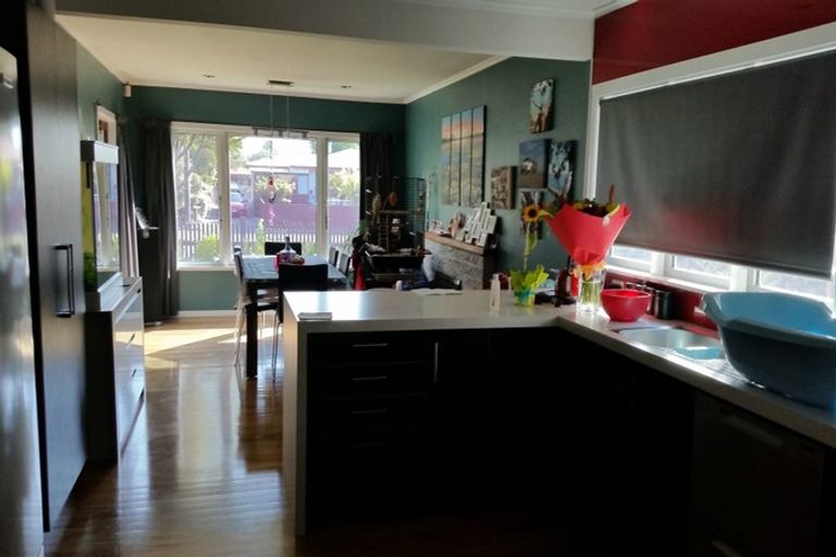 Photo of property in 6 Trinity Crescent, Pirimai, Napier, 4112