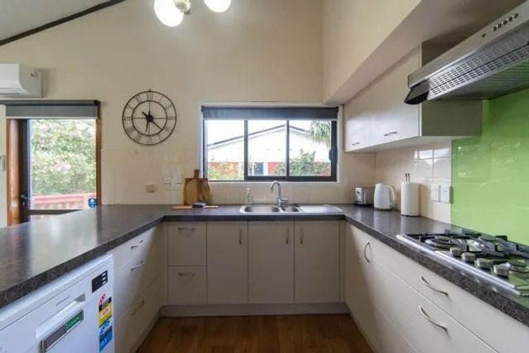 Photo of property in 4 Portree Place, Queenwood, Hamilton, 3210