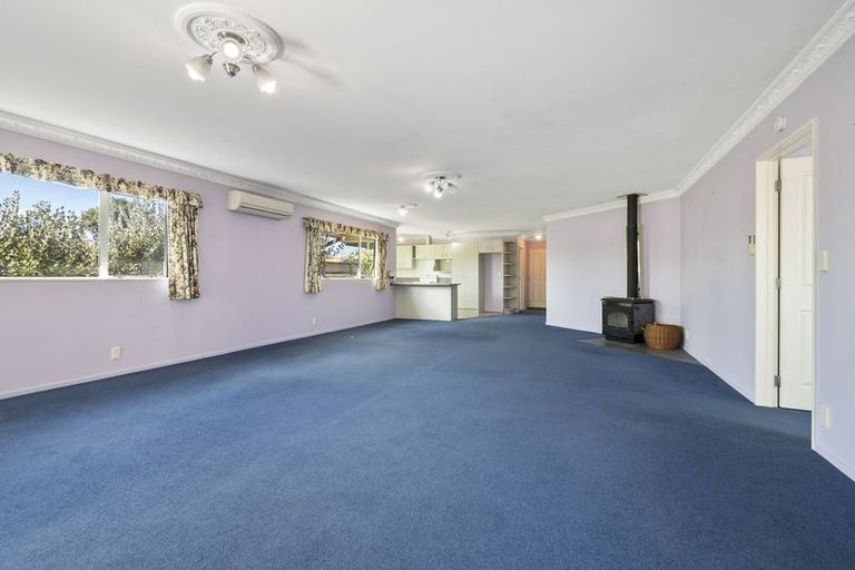 Photo of property in 4 Seaforth Avenue, Milson, Palmerston North, 4414