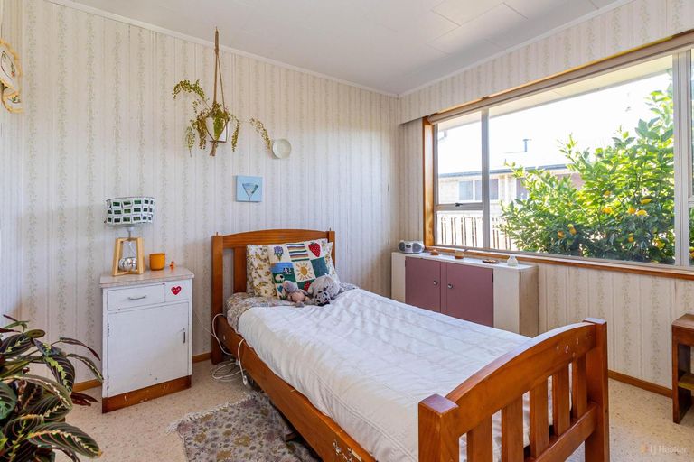 Photo of property in 16 Flatman Crescent, Geraldine, 7930