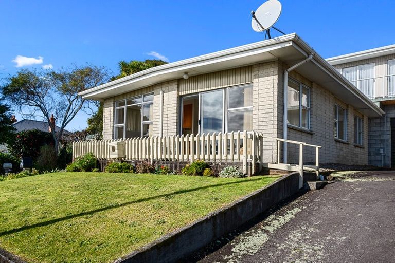 Photo of property in 3/341 Devon Street West, New Plymouth, 4310