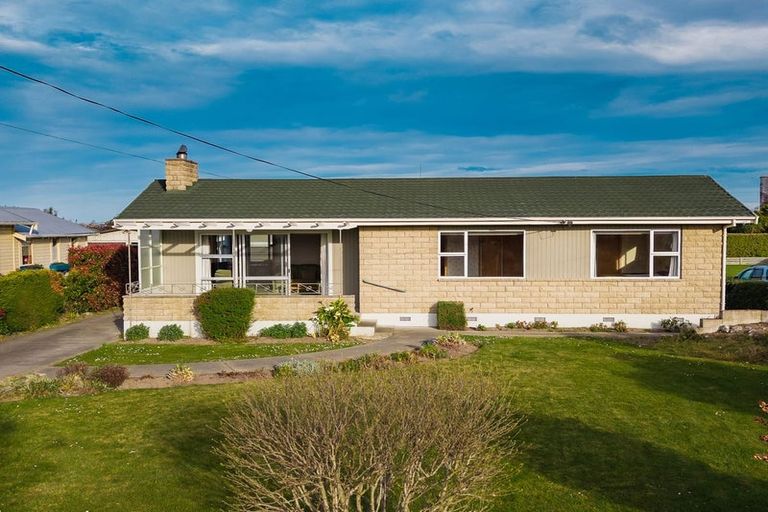 Photo of property in 33 Harris Street, Waimate, 7924