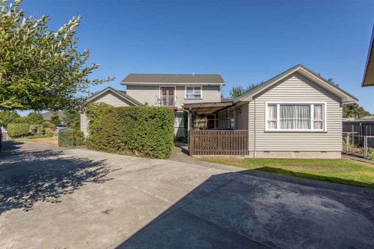 Photo of property in 18 Ngata Place, Hei Hei, Christchurch, 8042