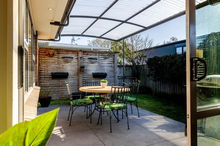 Photo of property in 211a Vogel Street, Roslyn, Palmerston North, 4414