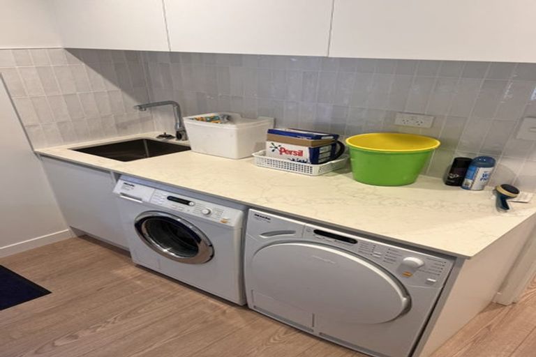 Photo of property in 117 Porritt Avenue, Chatswood, Auckland, 0626