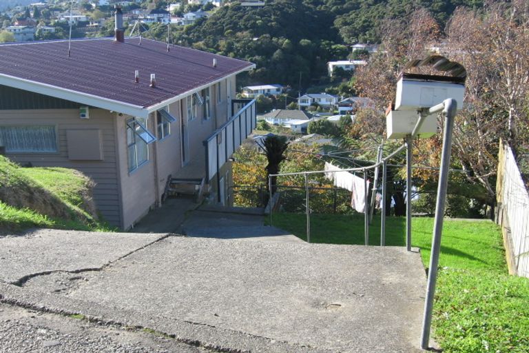 Photo of property in 19a Holborn Drive, Stokes Valley, Lower Hutt, 5019