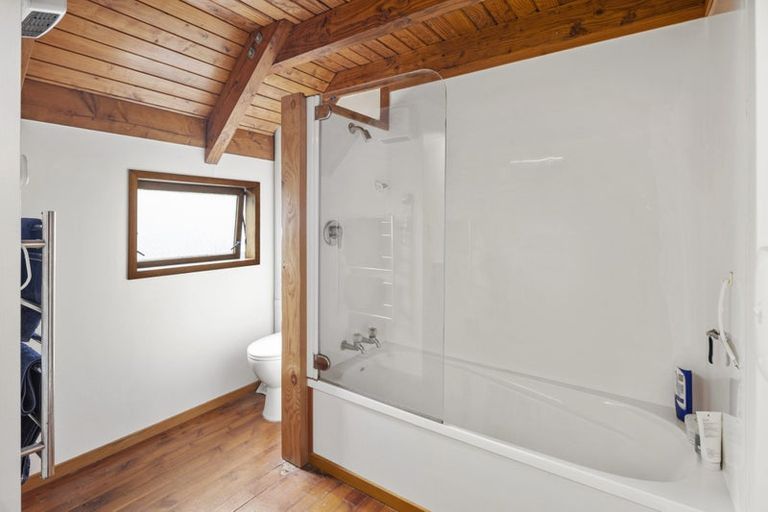 Photo of property in 70b Majoribanks Street, Mount Victoria, Wellington, 6011