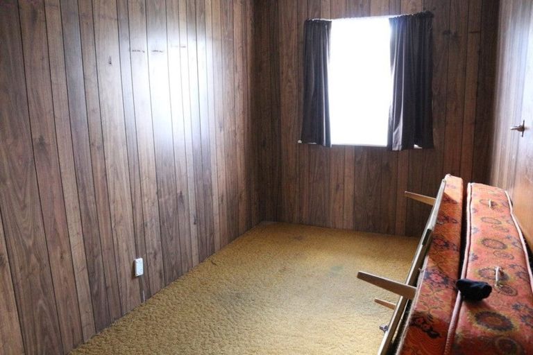 Photo of property in 20 Taraire Crescent, Otangarei, Whangarei, 0112