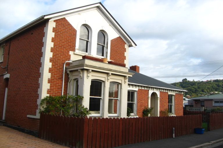 Photo of property in 48-50 Fitzroy Street, Caversham, Dunedin, 9012