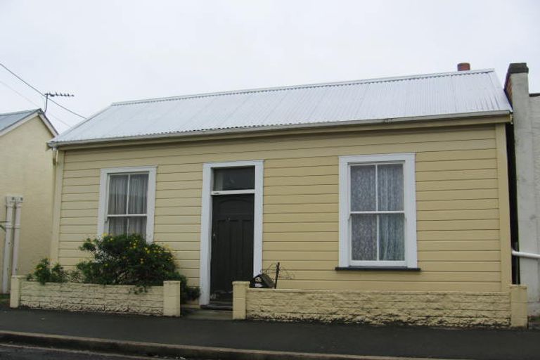 Photo of property in 2 Prendergast Street, South Dunedin, Dunedin, 9012