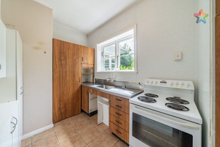 Photo of property in 21 Hayward Terrace, Waiwhetu, Lower Hutt, 5010
