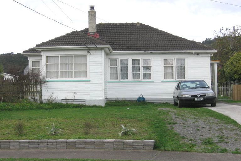 Photo of property in 13 Norris Grove, Taita, Lower Hutt, 5011