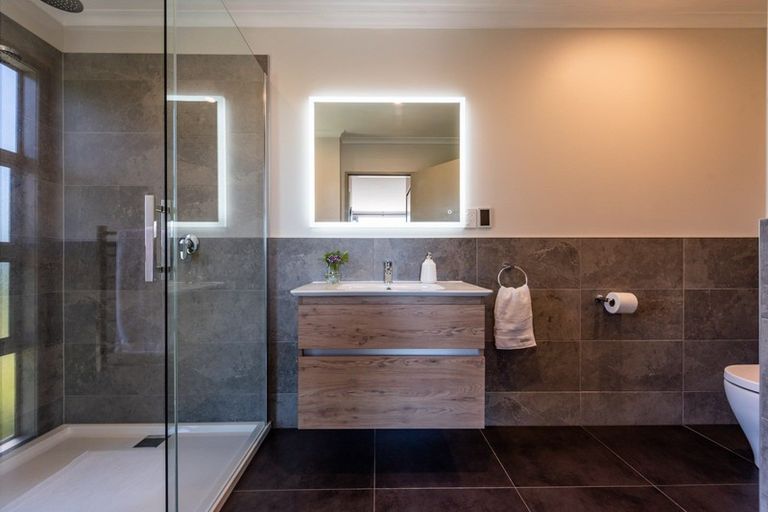 Photo of property in 34 Western Rise, Ohau, Levin, 5570