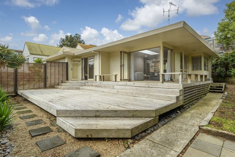 Photo of property in 6a Sheath Street, Tauranga, 3110