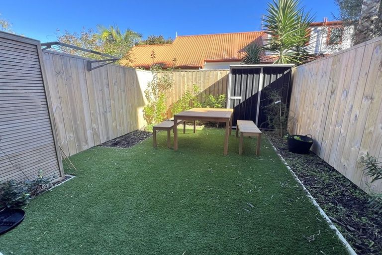Photo of property in 61 Wingate Street, Redwood, Christchurch, 8051