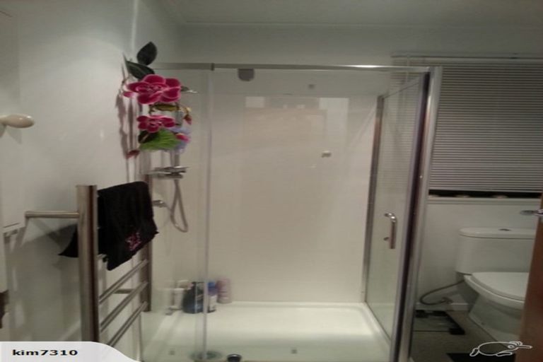 Photo of property in 3/240 Hurstmere Road, Takapuna, Auckland, 0622