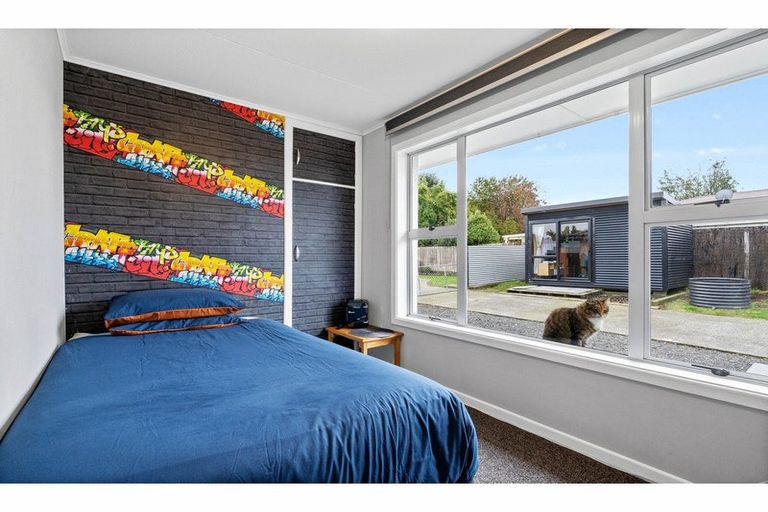 Photo of property in 110 Dunlop Street, Wallacetown, 9816